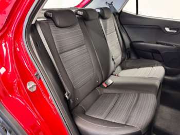 Used Kia Stonic 2018 for sale - 74953612: Photo