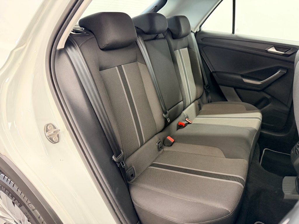 Used Volkswagen T-Roc 2020 for sale - 77236511: Photo 4