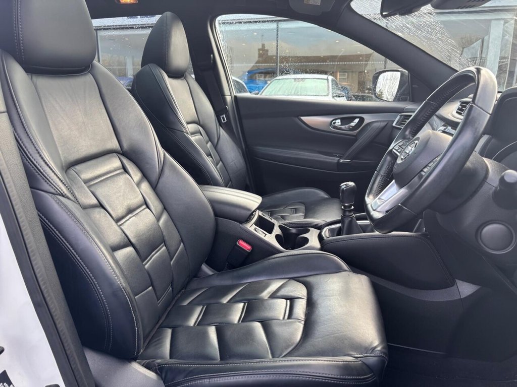 Used Nissan Qashqai 2017 for sale - 76574580: Photo 4