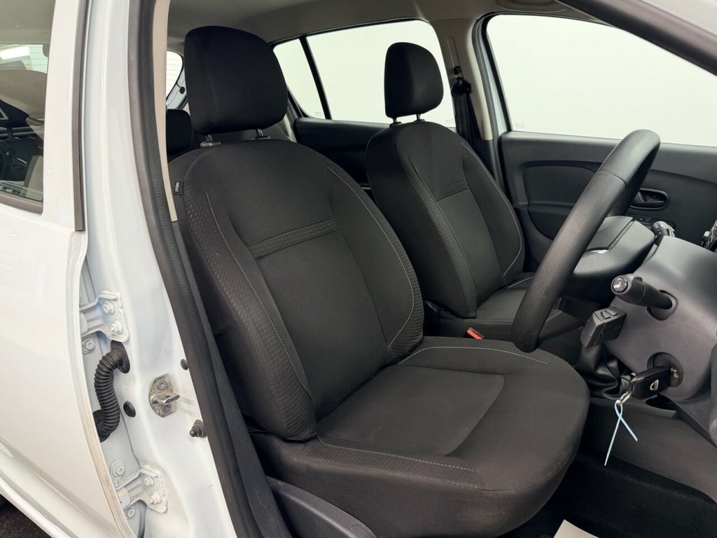 Used Dacia Sandero 2018 for sale - 76574586: Photo 3