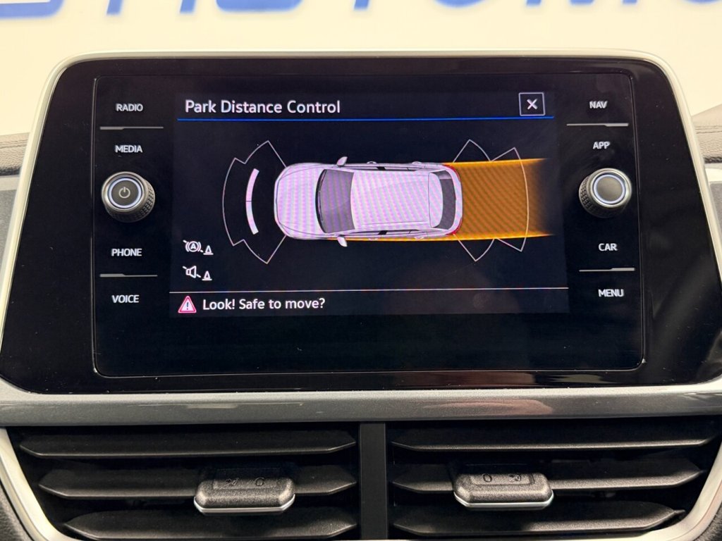 Used Volkswagen T-Roc 2022 for sale - 76574538: Photo 12