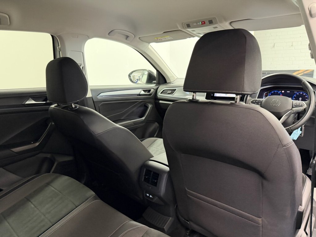 Used Volkswagen T-Roc 2022 for sale - 76574538: Photo 21