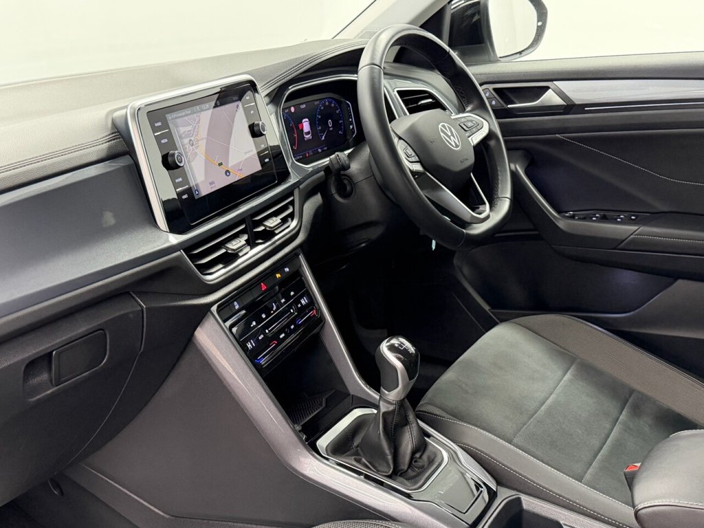 Used Volkswagen T-Roc 2022 for sale - 76574538: Photo 23