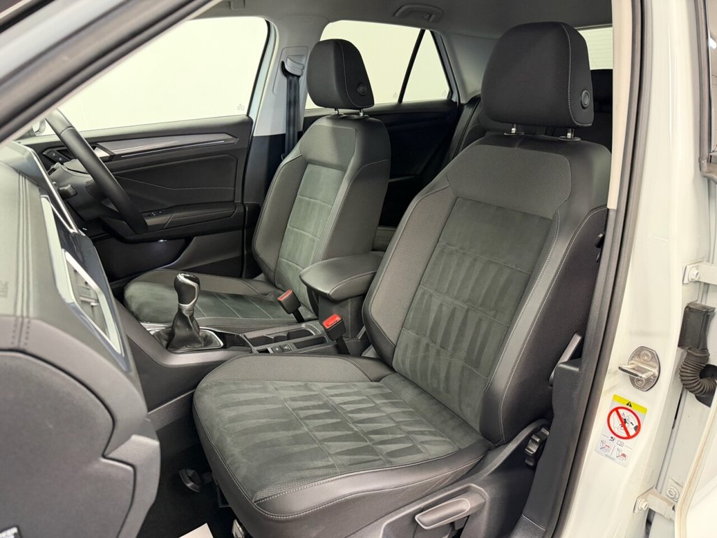 Used Volkswagen T-Roc 2022 for sale - 76574538: Photo 24