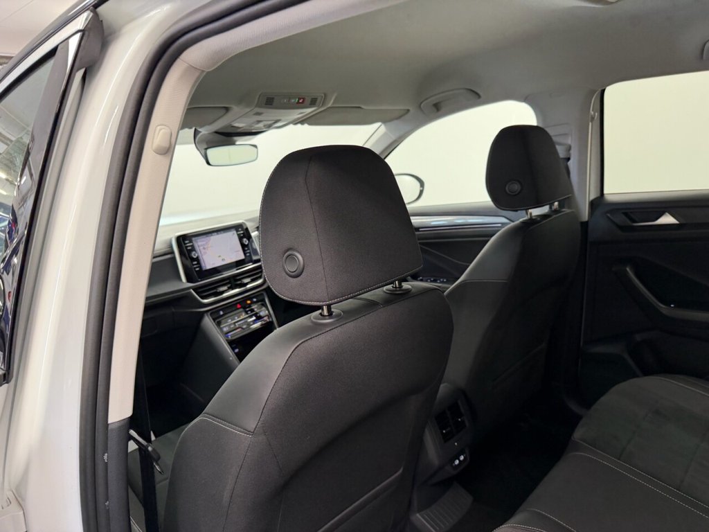 Used Volkswagen T-Roc 2022 for sale - 76574538: Photo 27