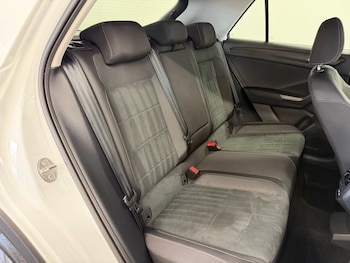 Used Volkswagen T-Roc 2022 for sale - 76574538: Photo