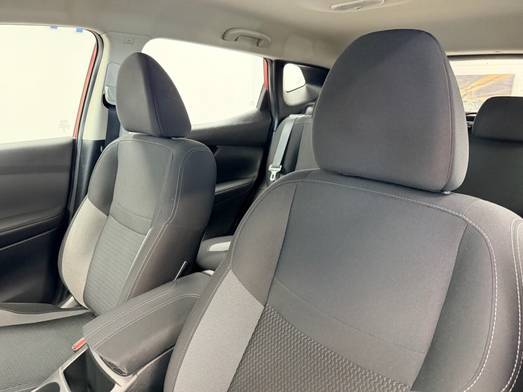 Used Nissan Qashqai 2017 for sale - 76985918: Photo 24