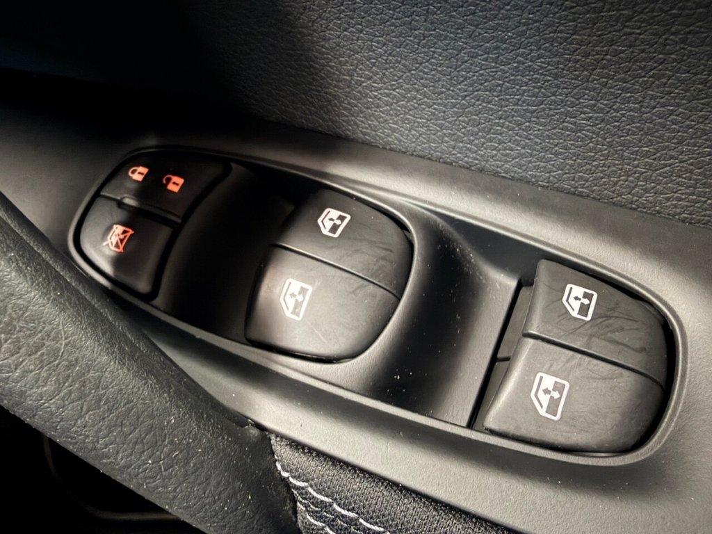 Used Nissan Qashqai 2017 for sale - 76985918: Photo 44