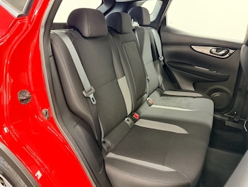 Used Nissan Qashqai 2017 for sale - 76985918: Photo