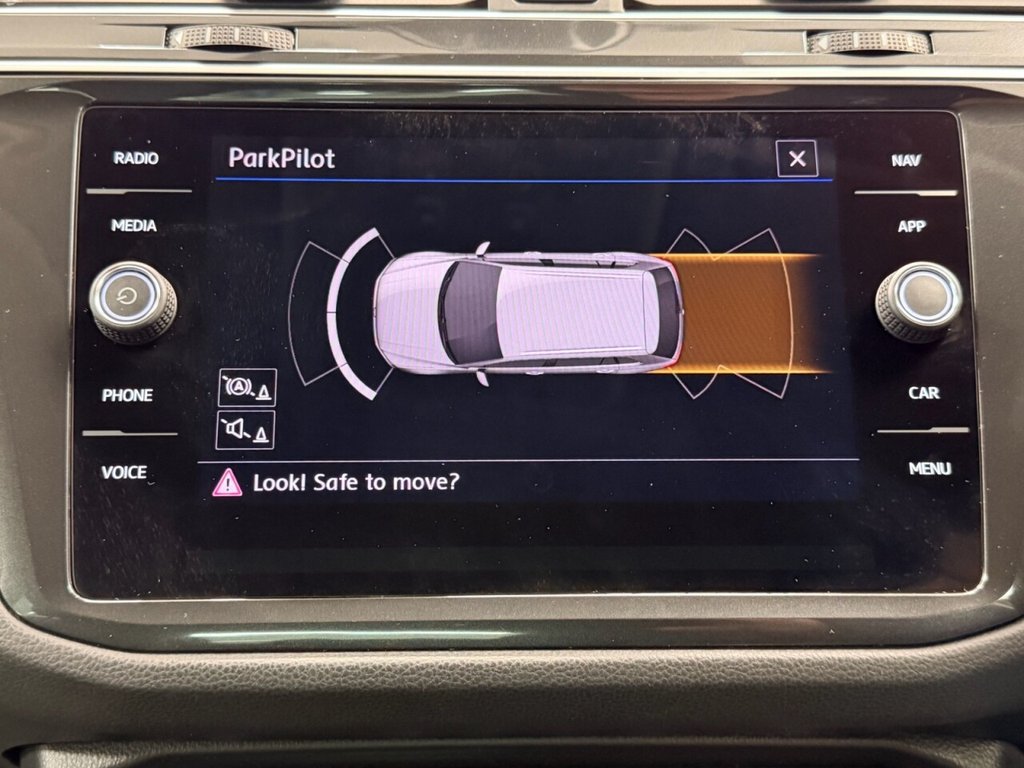 Used Volkswagen Tiguan 2018 for sale - 77342096: Photo 12