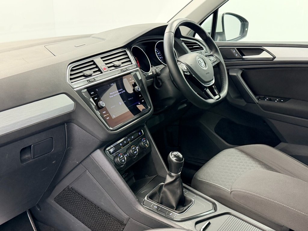 Used Volkswagen Tiguan 2018 for sale - 77342096: Photo 25