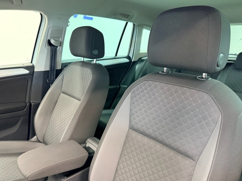 Used Volkswagen Tiguan 2018 for sale - 77342096: Photo 27