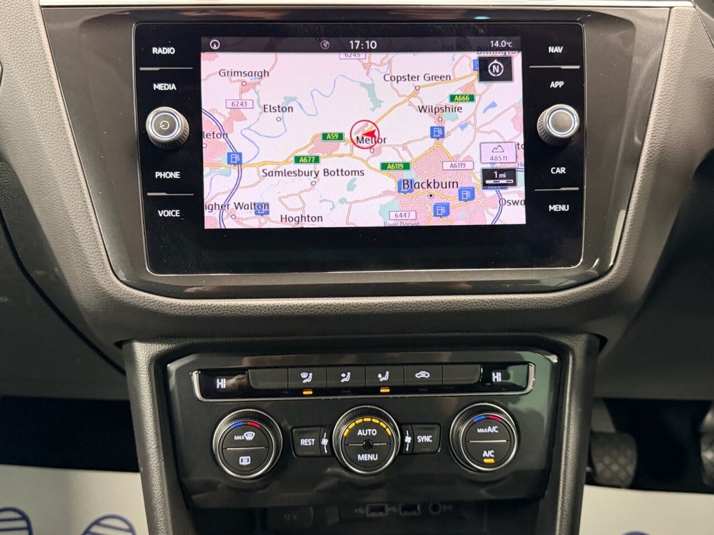 Used Volkswagen Tiguan 2018 for sale - 77342096: Photo 41