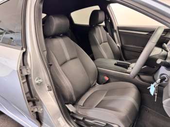 Used Honda Civic 2018 for sale - 74953638: Photo