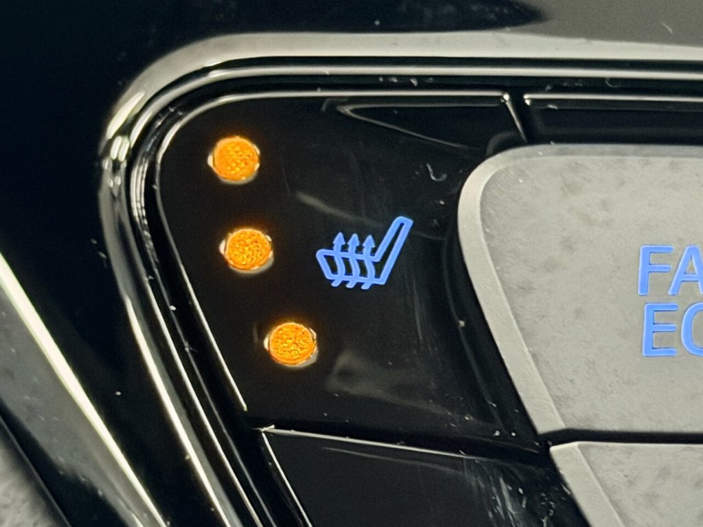 Used Toyota C-HR 2022 for sale - 76574549: Photo 11