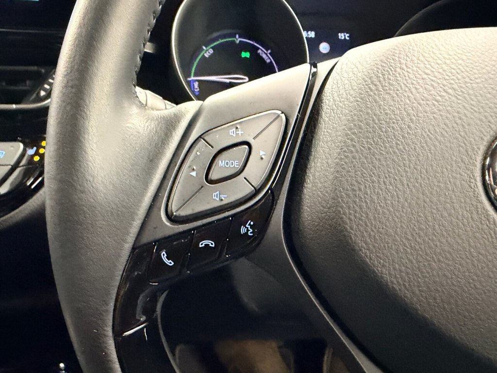 Used Toyota C-HR 2022 for sale - 76574549: Photo 49