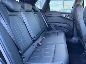 Used Audi Q4 e-tron 2022 for sale - 77534407: Photo