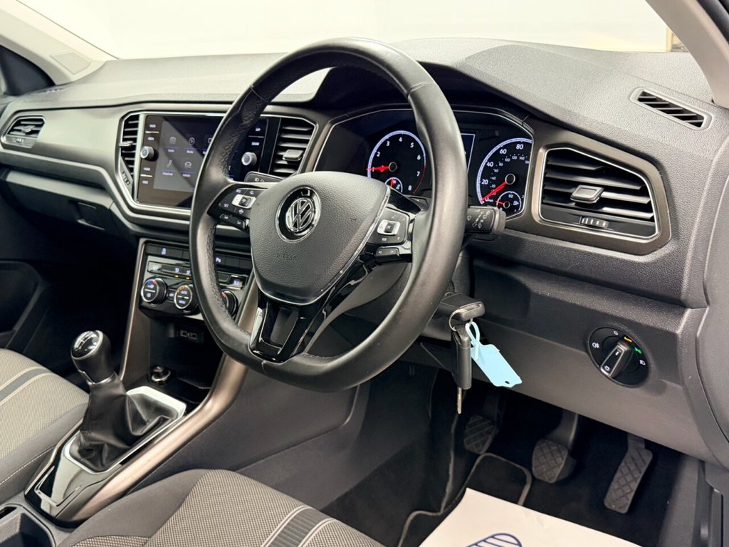 Used Volkswagen T-Roc 2018 for sale - 76574548: Photo 19