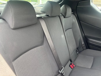 Used Toyota C-HR 2018 for sale - 78738322: Photo