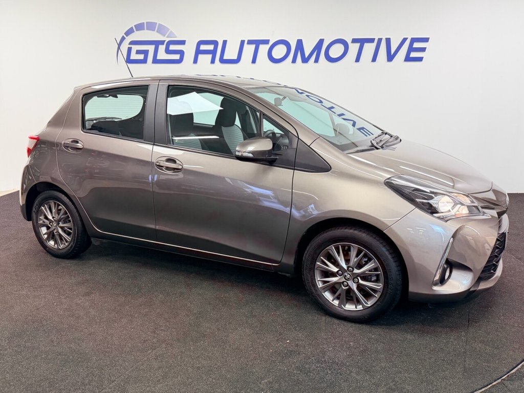 Used Toyota Yaris 2017 for sale - 76574584: Photo 1