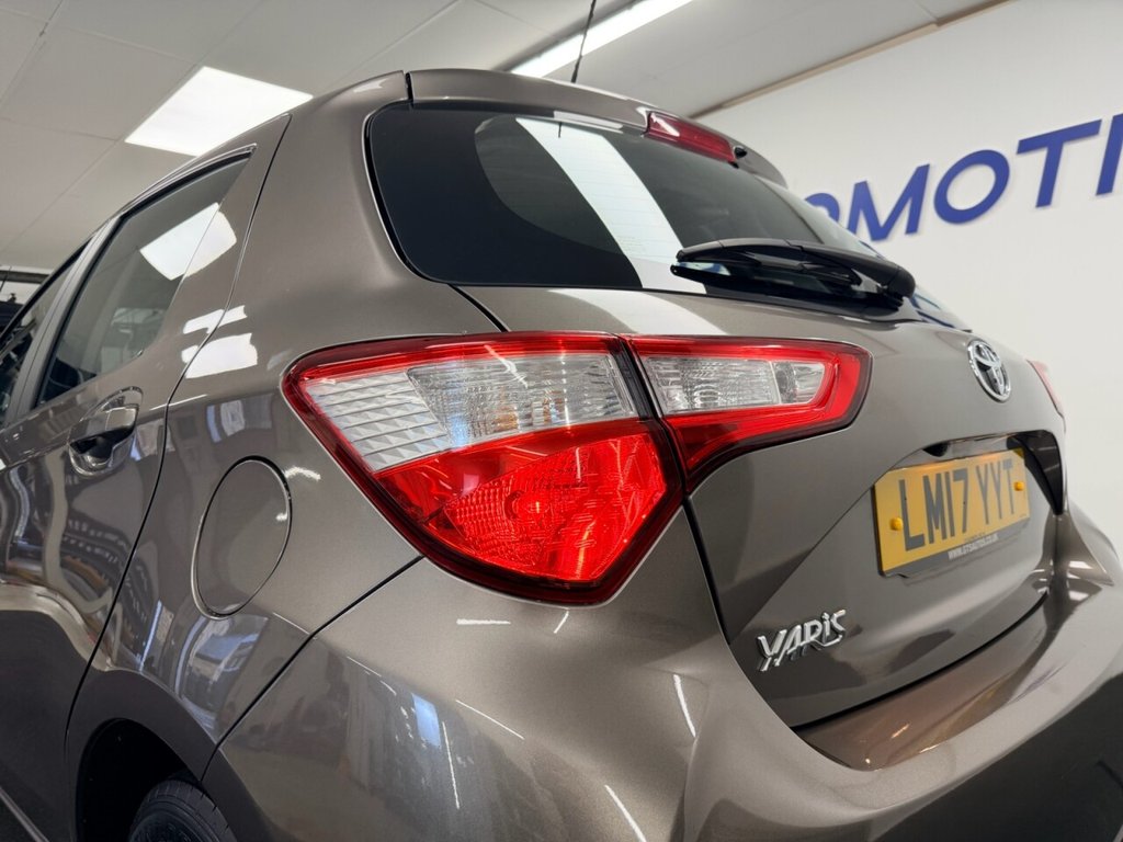 Used Toyota Yaris 2017 for sale - 76574584: Photo 30