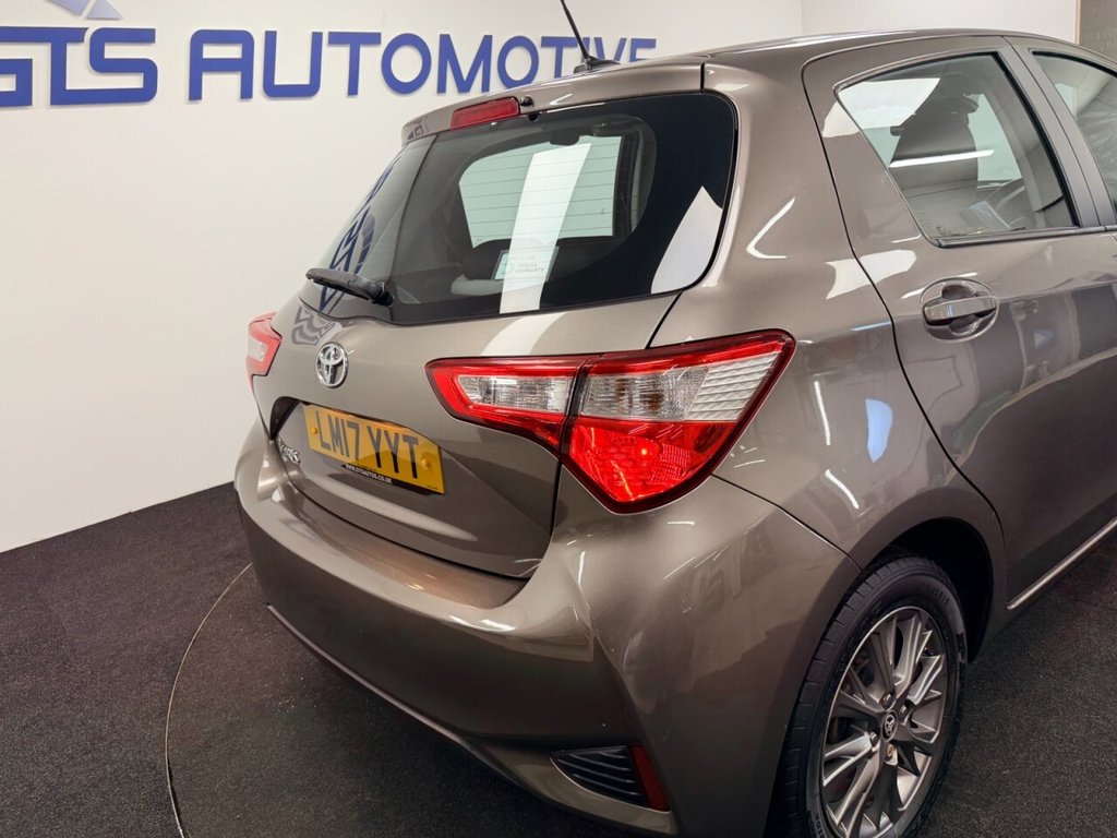 Used Toyota Yaris 2017 for sale - 76574584: Photo 33