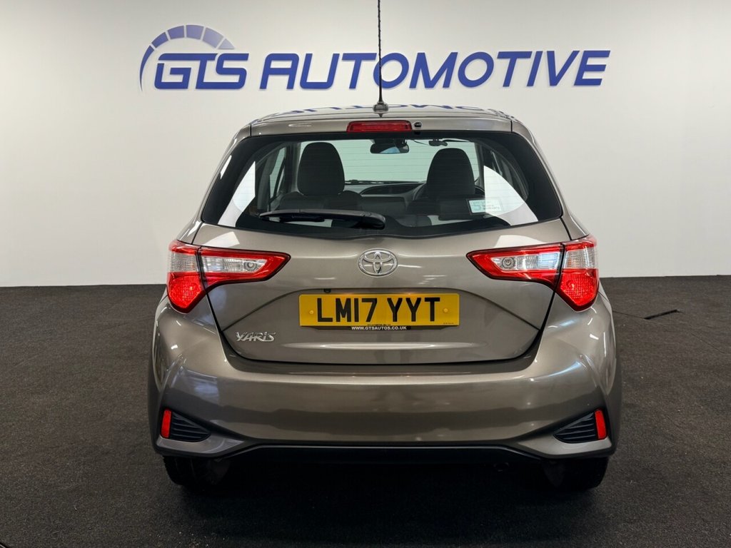 Used Toyota Yaris 2017 for sale - 76574584: Photo 9