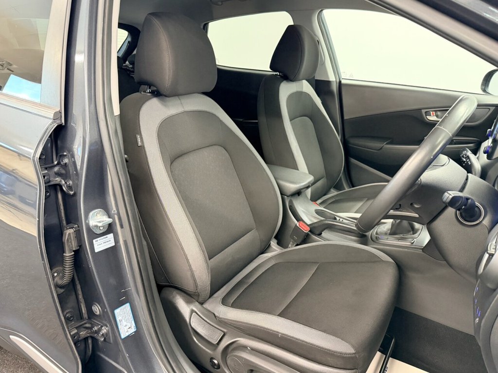 Used Hyundai KONA 2018 for sale - 76934725: Photo 3