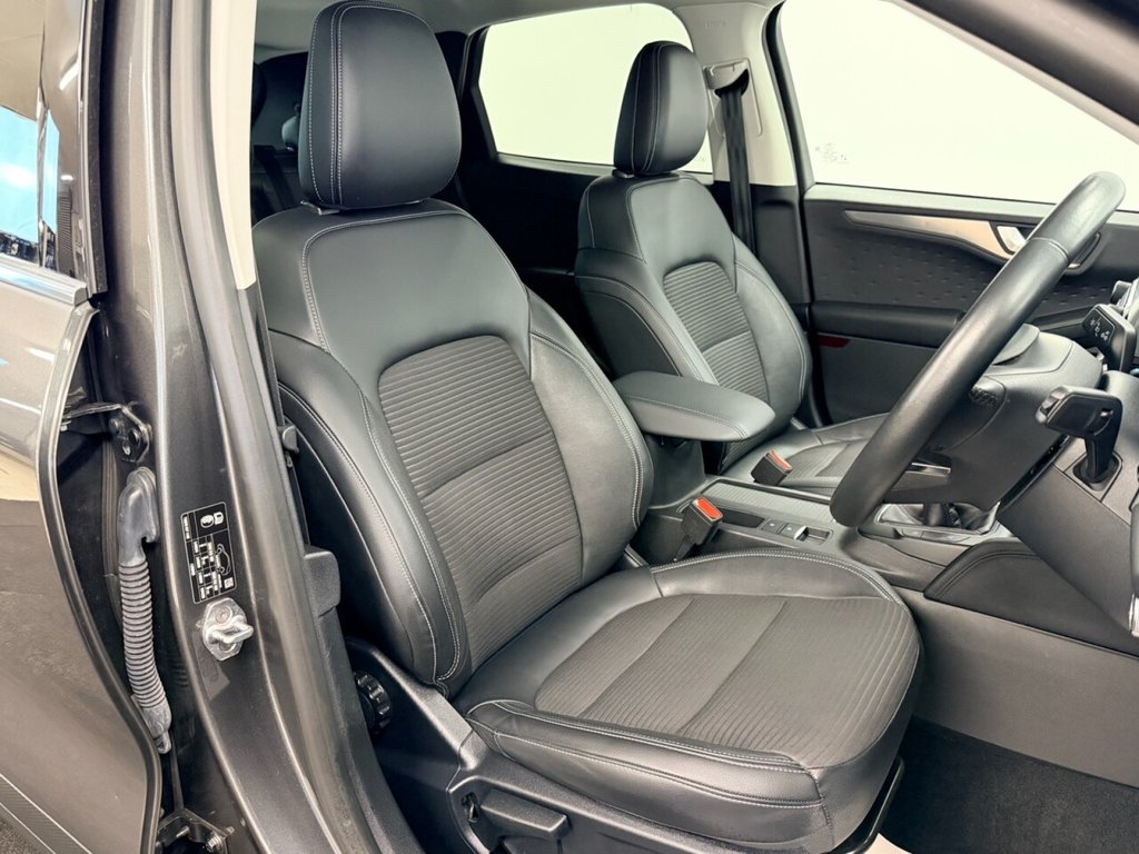 Used Ford Kuga 2020 for sale - 77133648: Photo 3