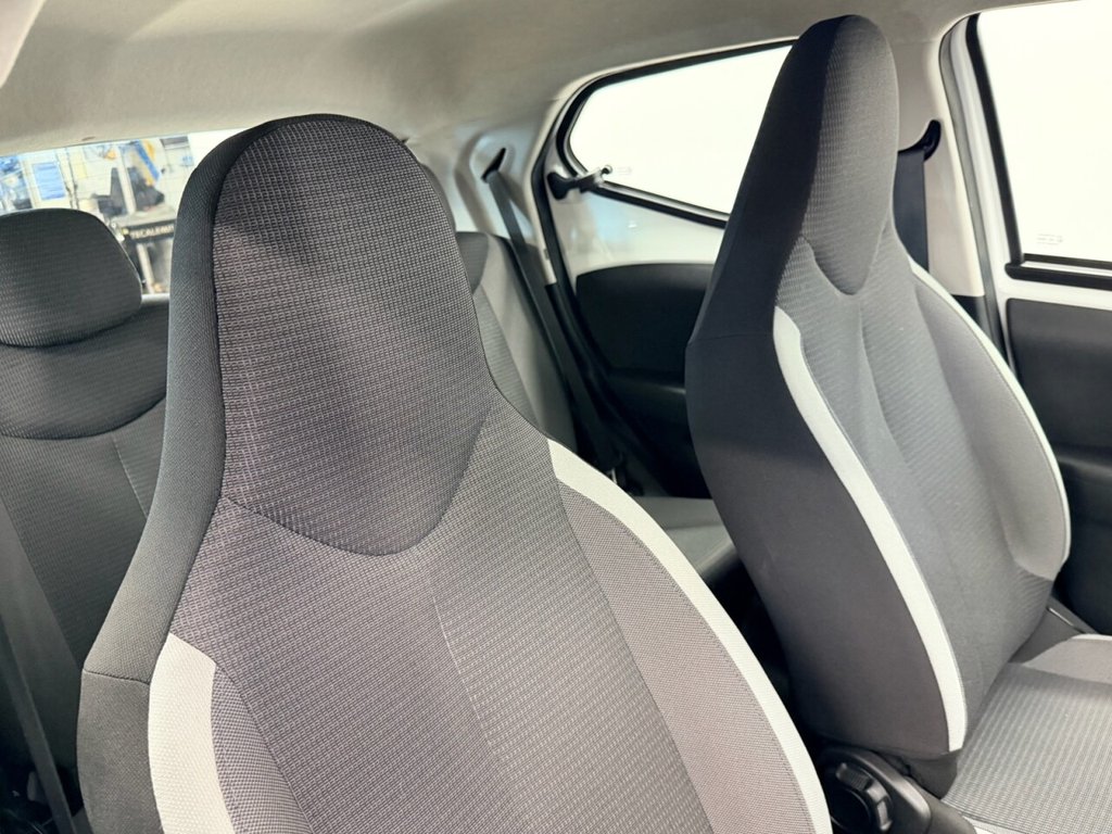 Used Toyota AYGO 2021 for sale - 76773034: Photo 21