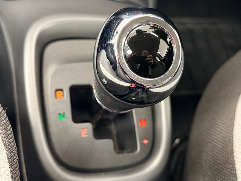 Used Toyota AYGO 2021 for sale - 76773034: Photo 35