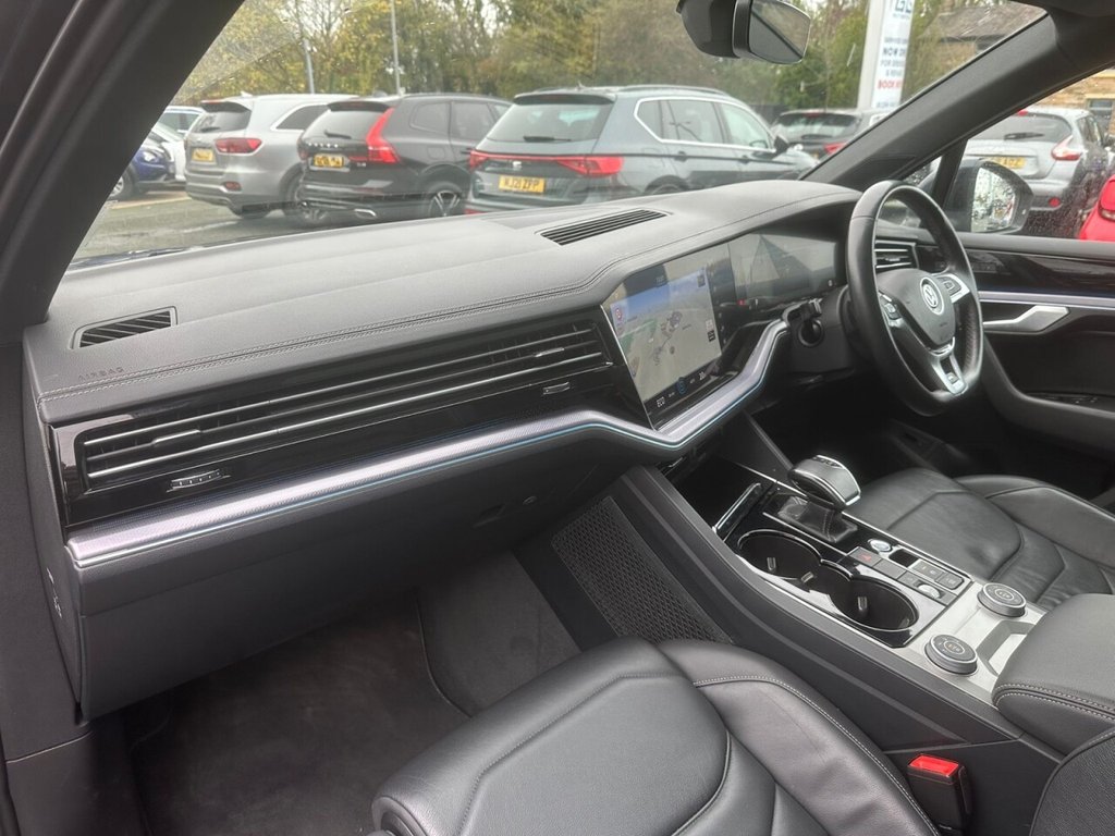 Used Volkswagen Touareg 2019 for sale - 76574560: Photo 14