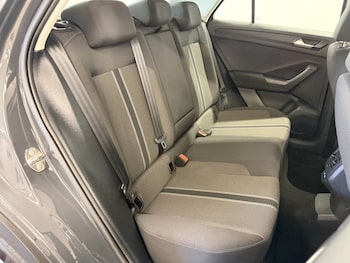 Used Volkswagen T-Roc 2021 for sale - 79345272: Photo