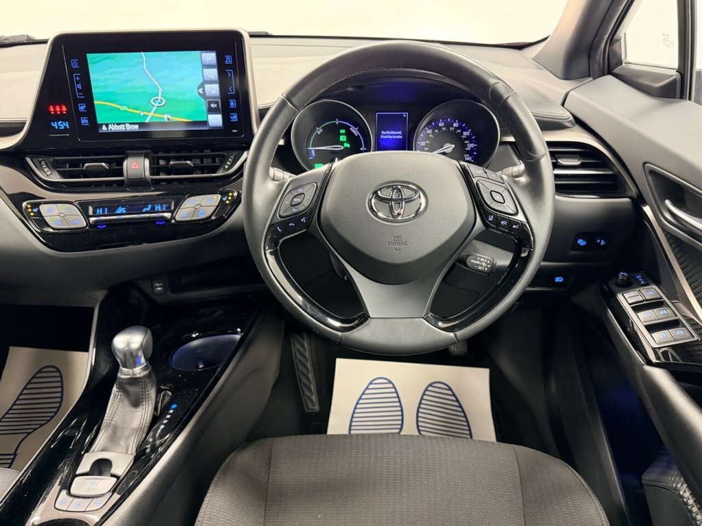 Used Toyota C-HR 2019 for sale - 76686021: Photo 10