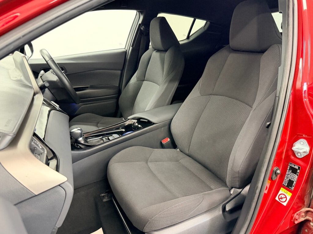 Used Toyota C-HR 2019 for sale - 76686021: Photo 22