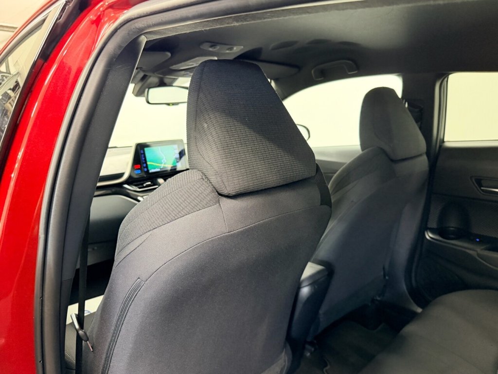 Used Toyota C-HR 2019 for sale - 76686021: Photo 24