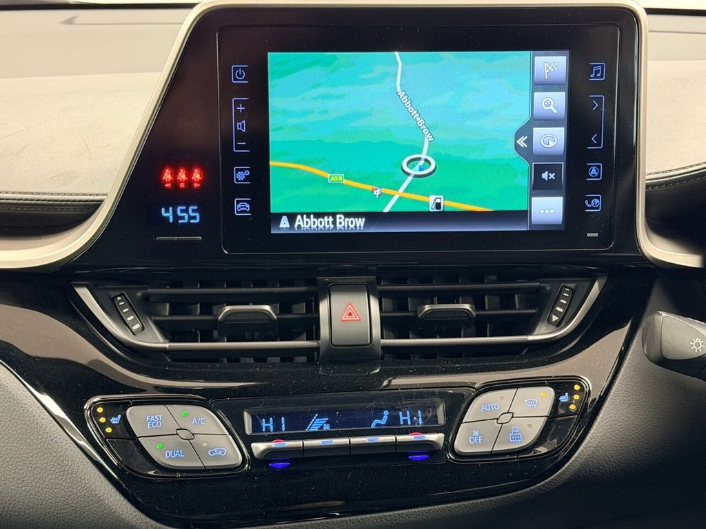 Used Toyota C-HR 2019 for sale - 76686021: Photo 36