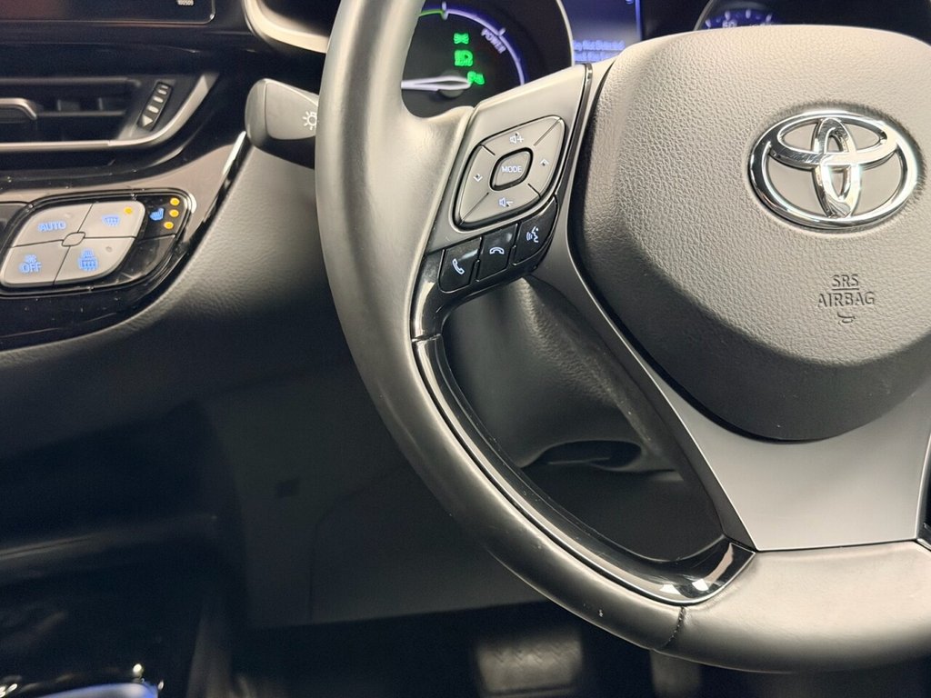 Used Toyota C-HR 2019 for sale - 76686021: Photo 46