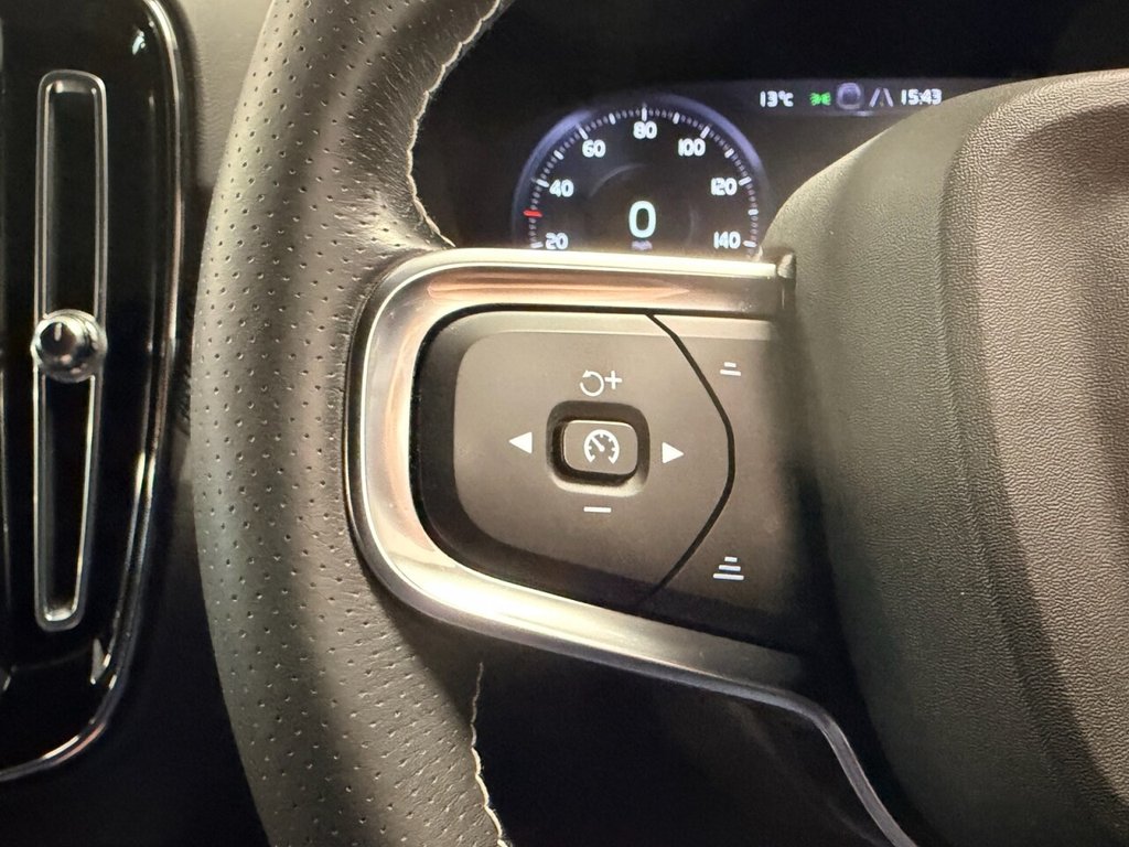 Used Volvo XC40 2020 for sale - 77342092: Photo 47