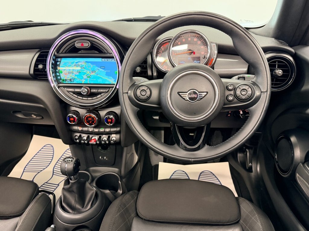 Used MINI Convertible 2018 for sale - 76923737: Photo 10