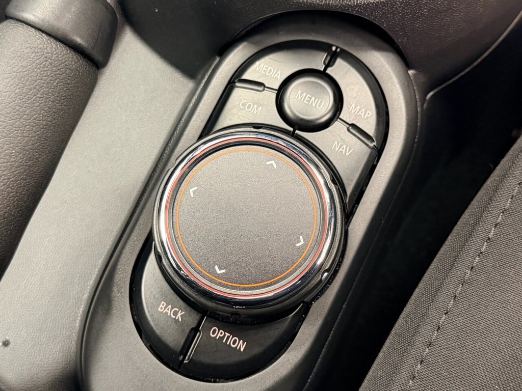 Used MINI Convertible 2018 for sale - 76923737: Photo 32