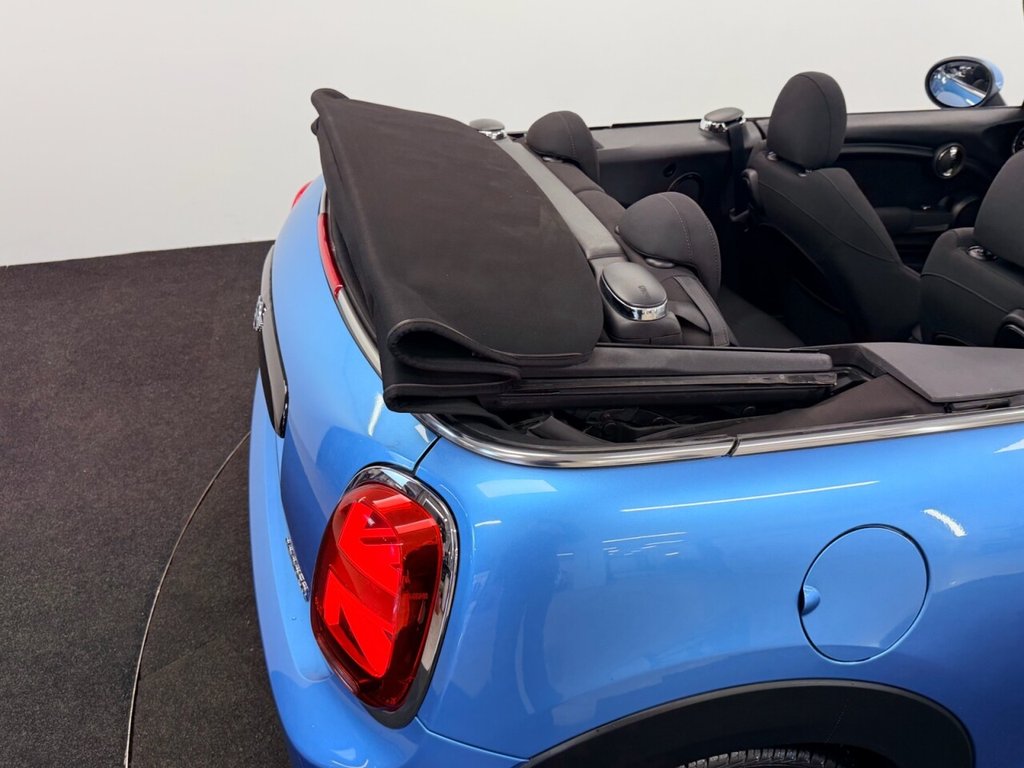 Used MINI Convertible 2018 for sale - 76923737: Photo 43