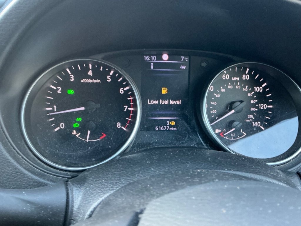 Used Nissan Qashqai 2017 for sale - 76711150: Photo 4