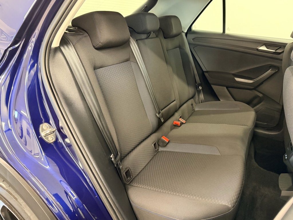 Used Volkswagen T-Roc 2021 for sale - 76574570: Photo 4