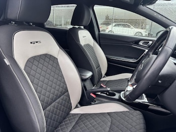 Used Kia Ceed 2019 for sale - 77879913: Photo