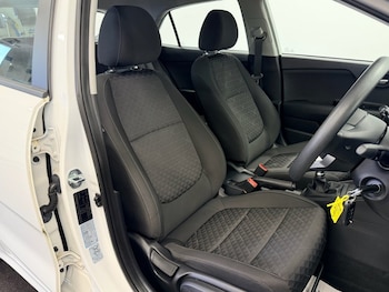 Used Kia Rio 2023 for sale - 78003195: Photo