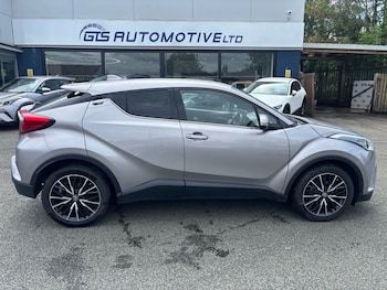 Used Toyota C-HR 2018 for sale - 78943592: Photo