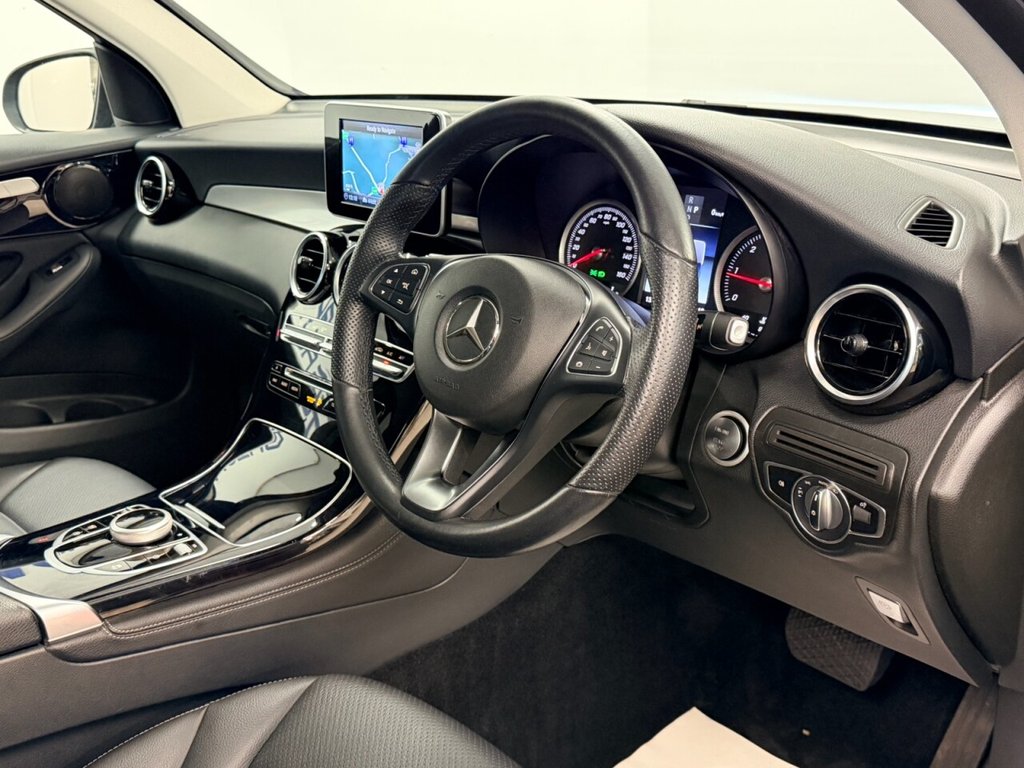 Used Mercedes-Benz GLC 2019 for sale - 77263642: Photo 20