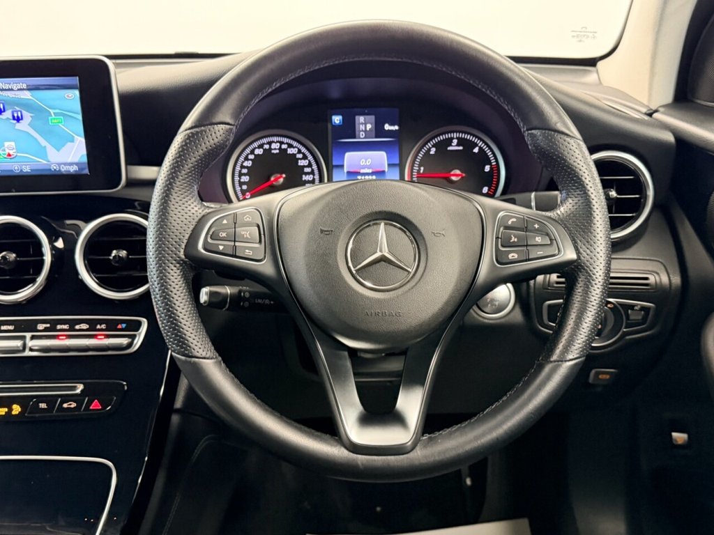 Used Mercedes-Benz GLC 2019 for sale - 77263642: Photo 23