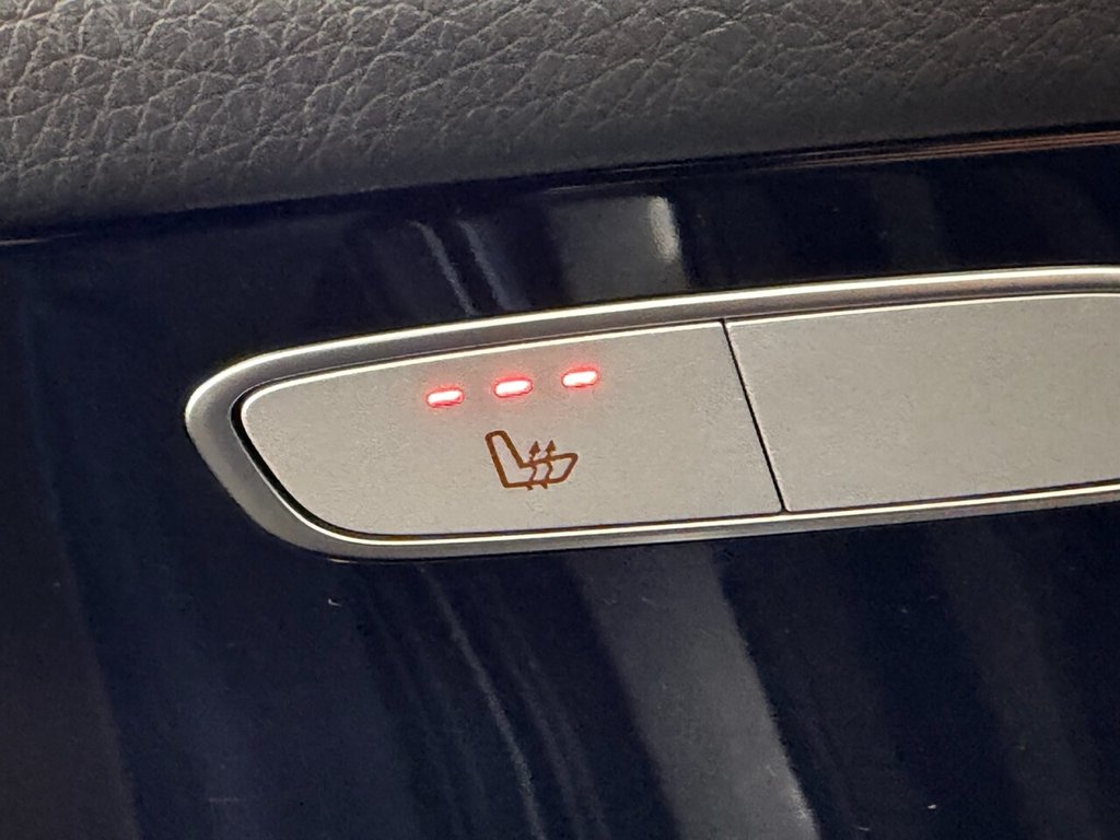 Used Mercedes-Benz GLC 2019 for sale - 77263642: Photo 27